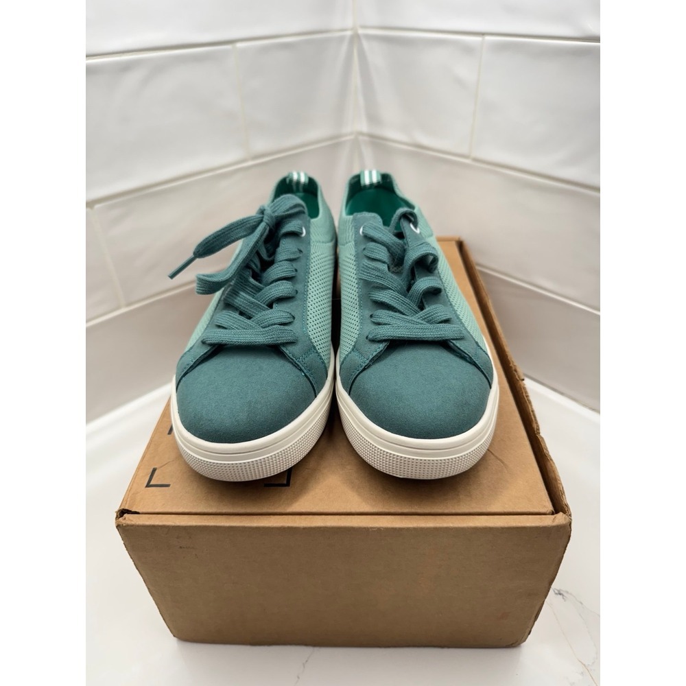 Propet Green Women's Sneakers - Sz 8.5 (runs small)